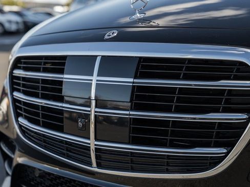 Used 2022 Mercedes-Benz S 500 S 500 image 12