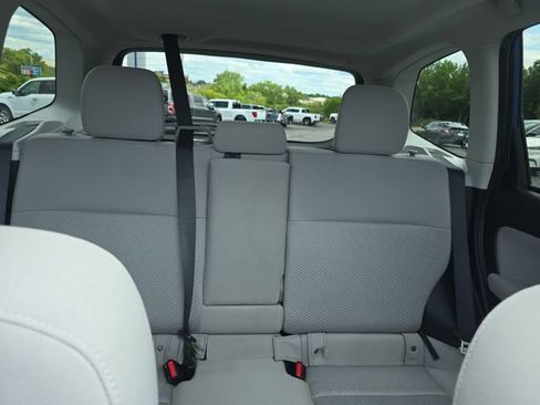 Used 2015 Subaru Forester 2.5i Premium w/ All-Weather Package AWD/4WD image 15