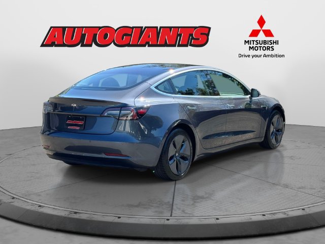 Used 2018 Tesla Model 3 Long Range RWD image 2