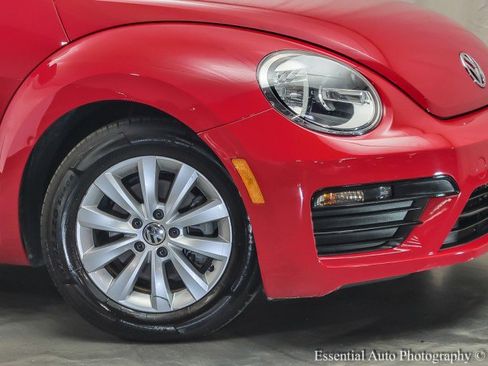 Used 2017 Volkswagen Beetle 1.8T S image 3
