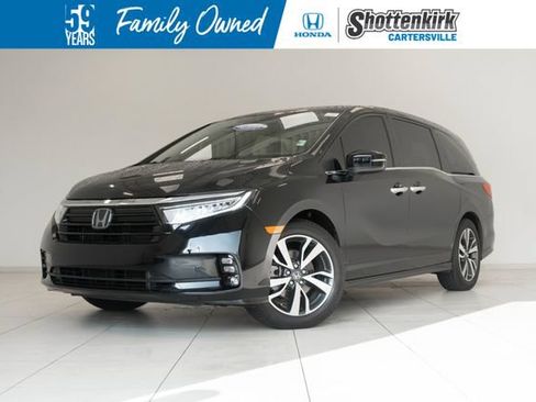 Certified 2023 Honda Odyssey Touring image 1