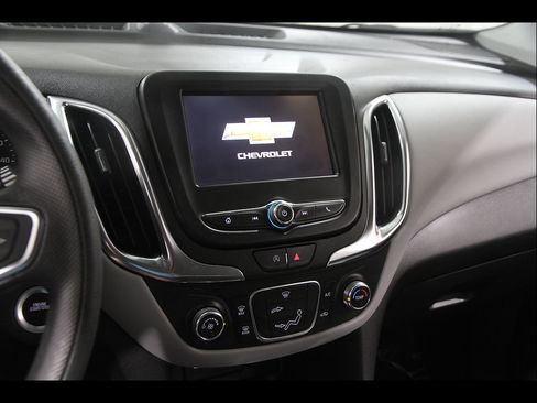 Used 2024 Chevrolet Equinox LS w/ LS Convenience Package AWD/4WD image 9