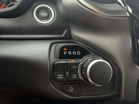 New 2026 RAM 1500 Express AWD/4WD image 16