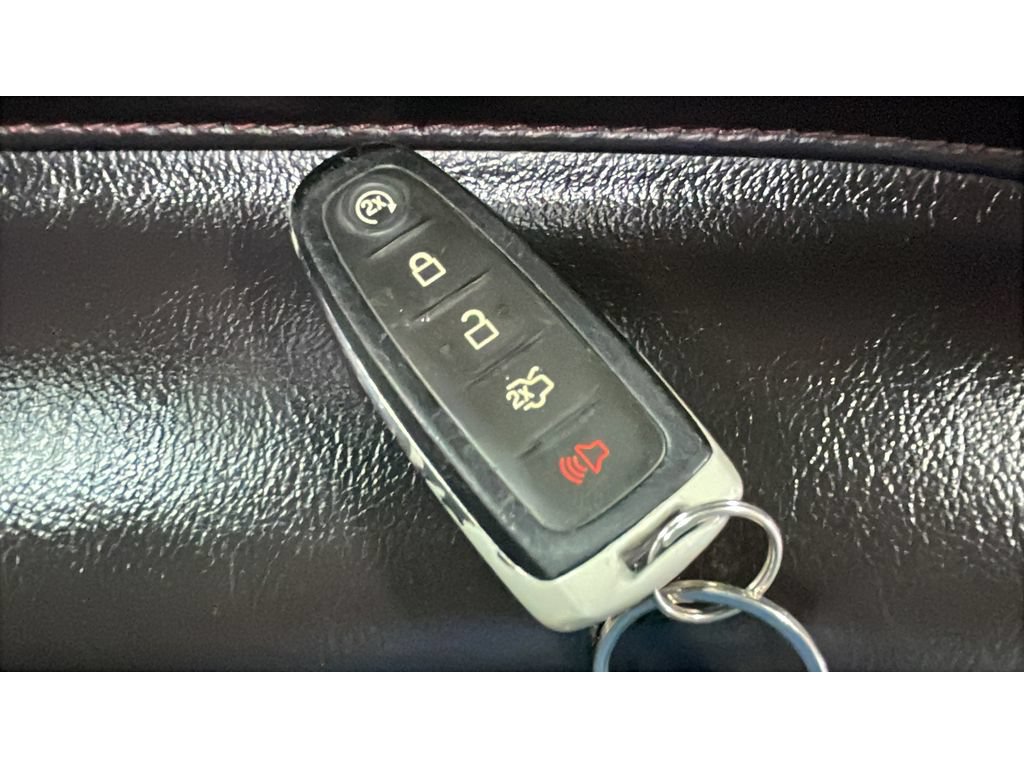 Used 2013 Ford Edge Limited FWD image 20