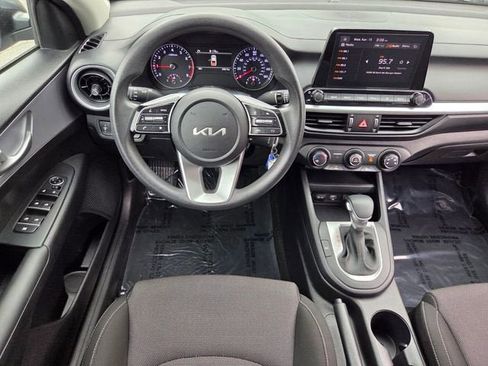 Used 2024 Kia Forte LXS FWD image 13