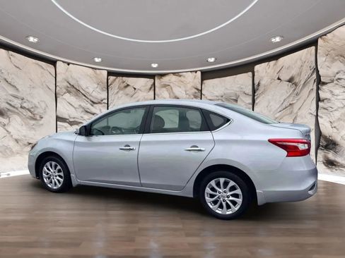 Used 2019 Nissan Sentra SV image 5
