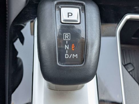 Used 2025 Mitsubishi Outlander SE AWD/4WD image 29