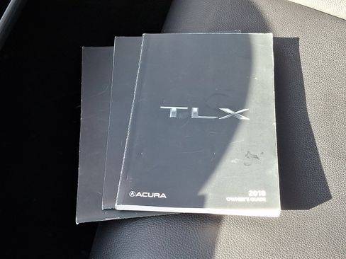 Used 2018 Acura TLX V6 image 27
