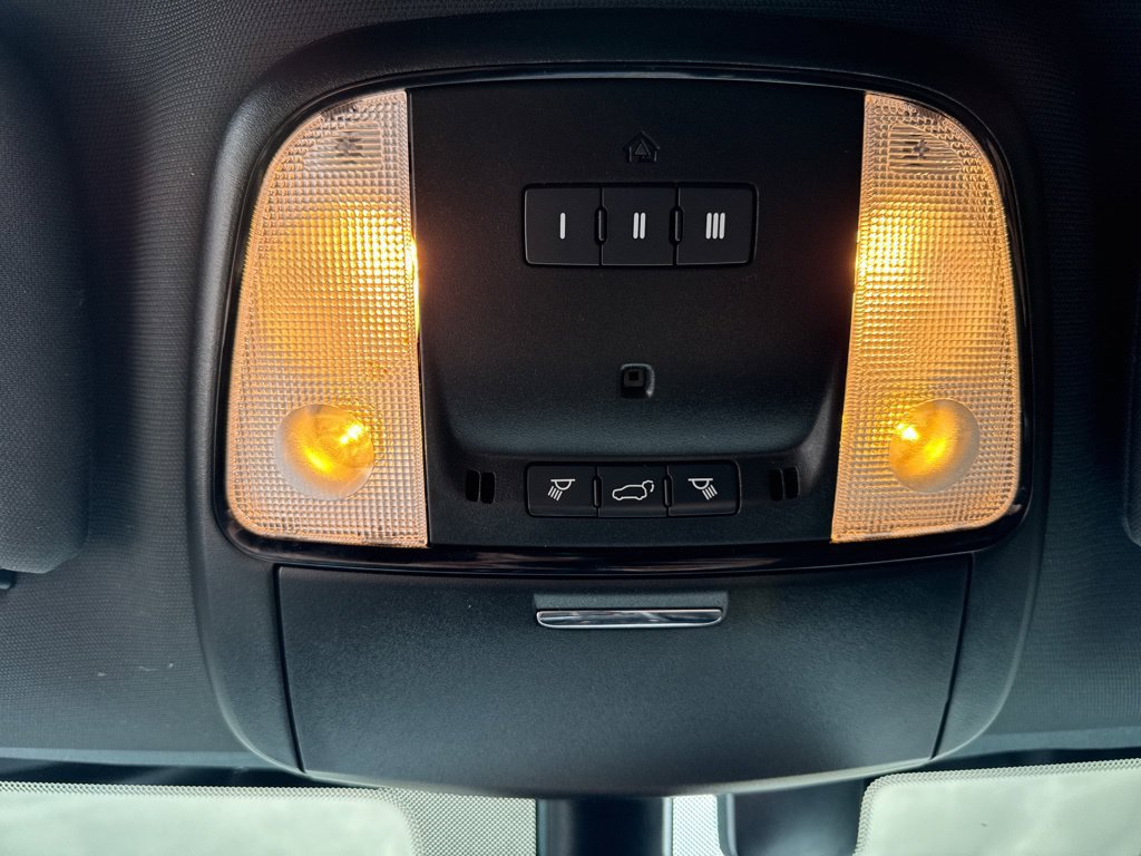 Used 2022 Dodge Durango R/T RWD image 21