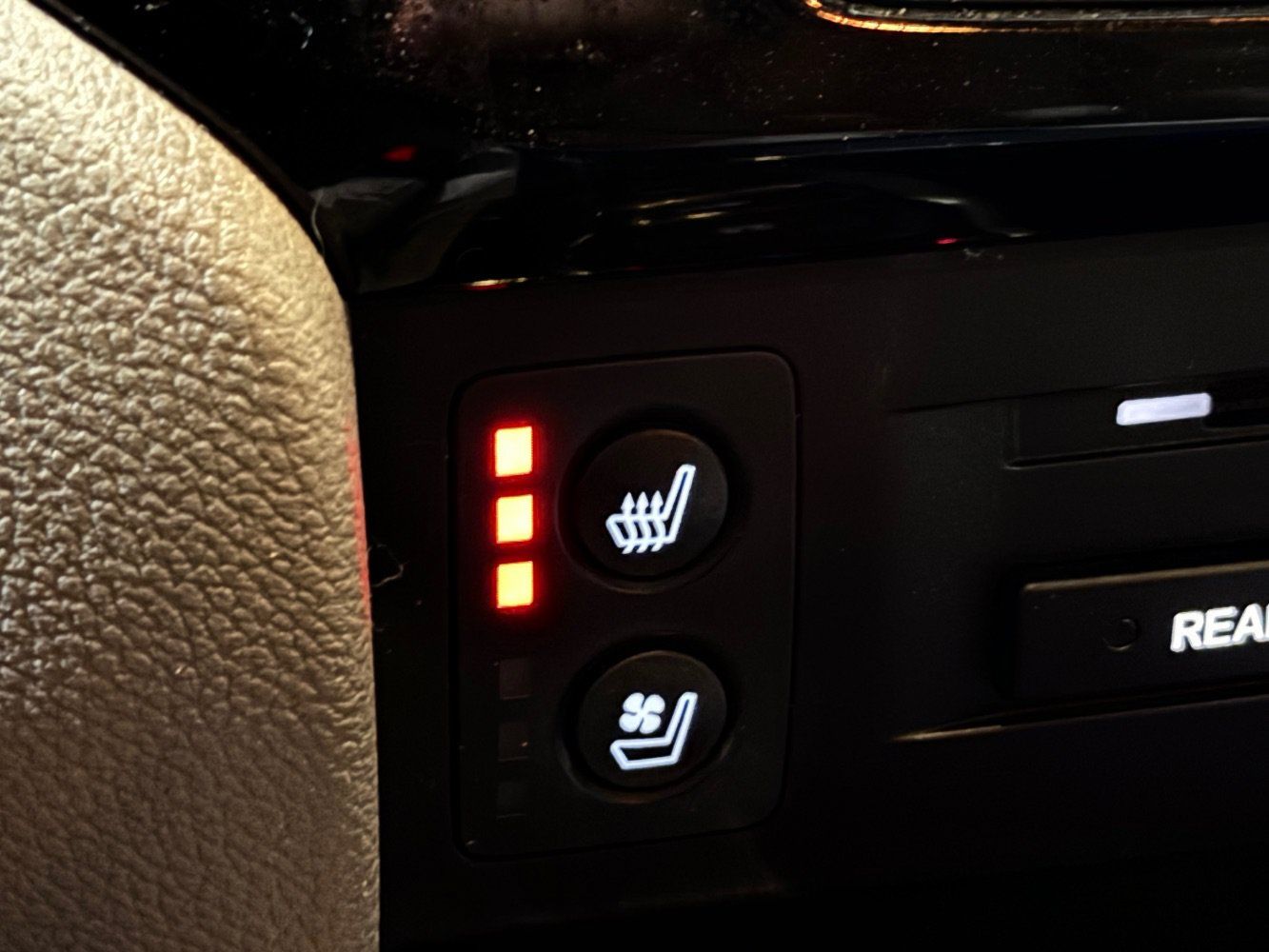 Used 2018 Honda Pilot Elite image 35