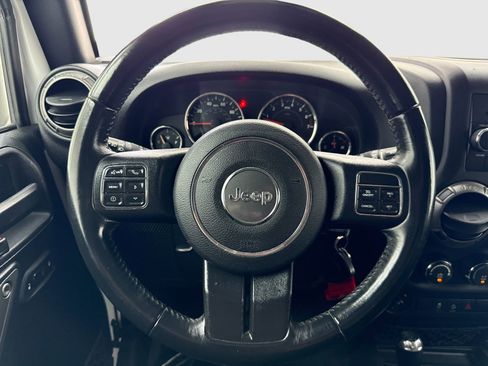 Used 2017 Jeep Wrangler Unlimited Sport AWD/4WD image 19