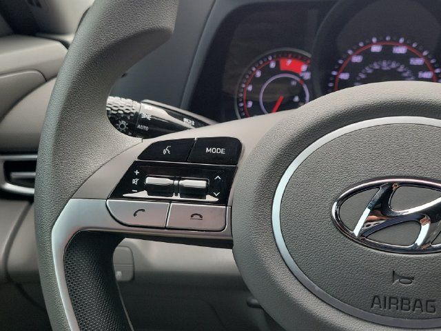Certified 2023 Hyundai Elantra SEL FWD image 14