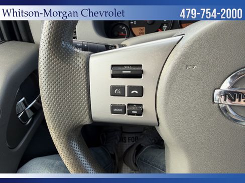 Used 2019 Nissan Frontier SV image 16