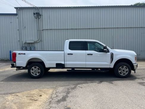 Used 2026 Ford F250 XLT AWD/4WD image 4