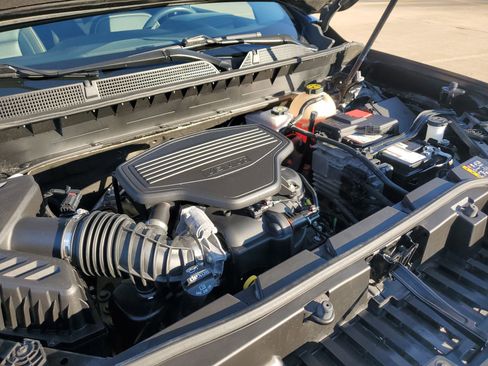 Used 2021 GMC Acadia Denali w/ Denali Technology Package image 37