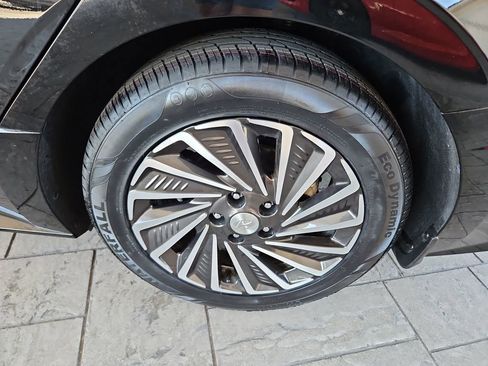 Used 2023 Hyundai Sonata SEL FWD image 32