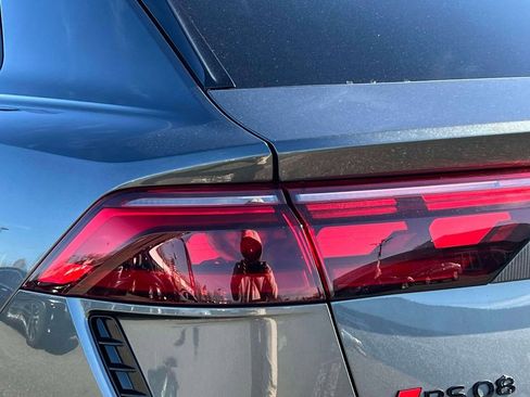 Used 2025 Audi RS Q8 performance image 10