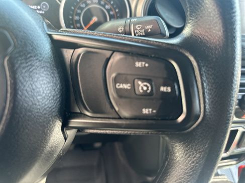Used 2021 Jeep Wrangler Sport AWD/4WD image 11