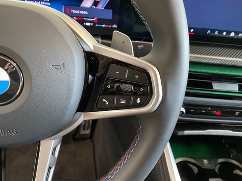 Used 2025 BMW 440i xDrive Coupe w/ Premium Package image 28