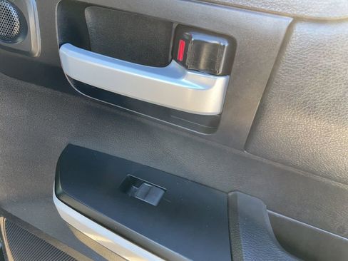 Used 2020 Toyota Tundra SR5 w/ SR5 Upgrade Package image 39