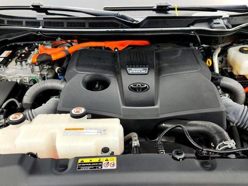 Used 2023 Toyota Tundra Capstone image 25