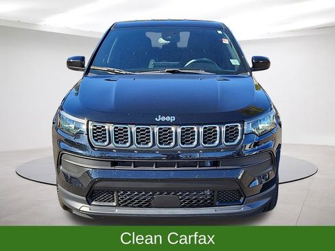 Used 2024 Jeep Compass Sport AWD/4WD image 2
