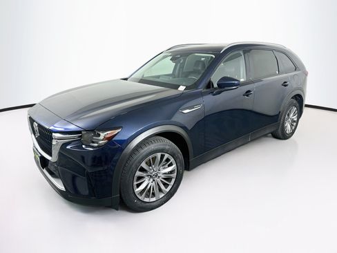 Used 2024 MAZDA CX-90 Plug-In Hybrid w/ Preferred AWD/4WD image 3