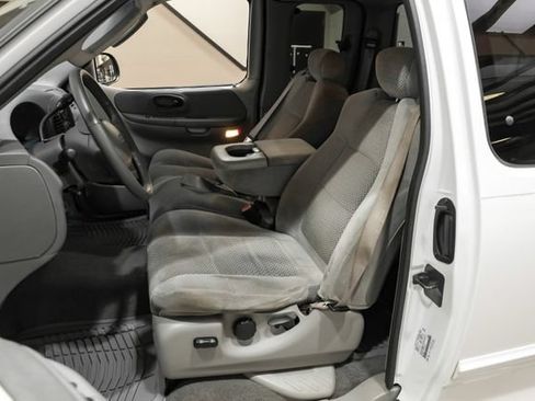 Used 2002 Ford F150 XLT RWD image 27