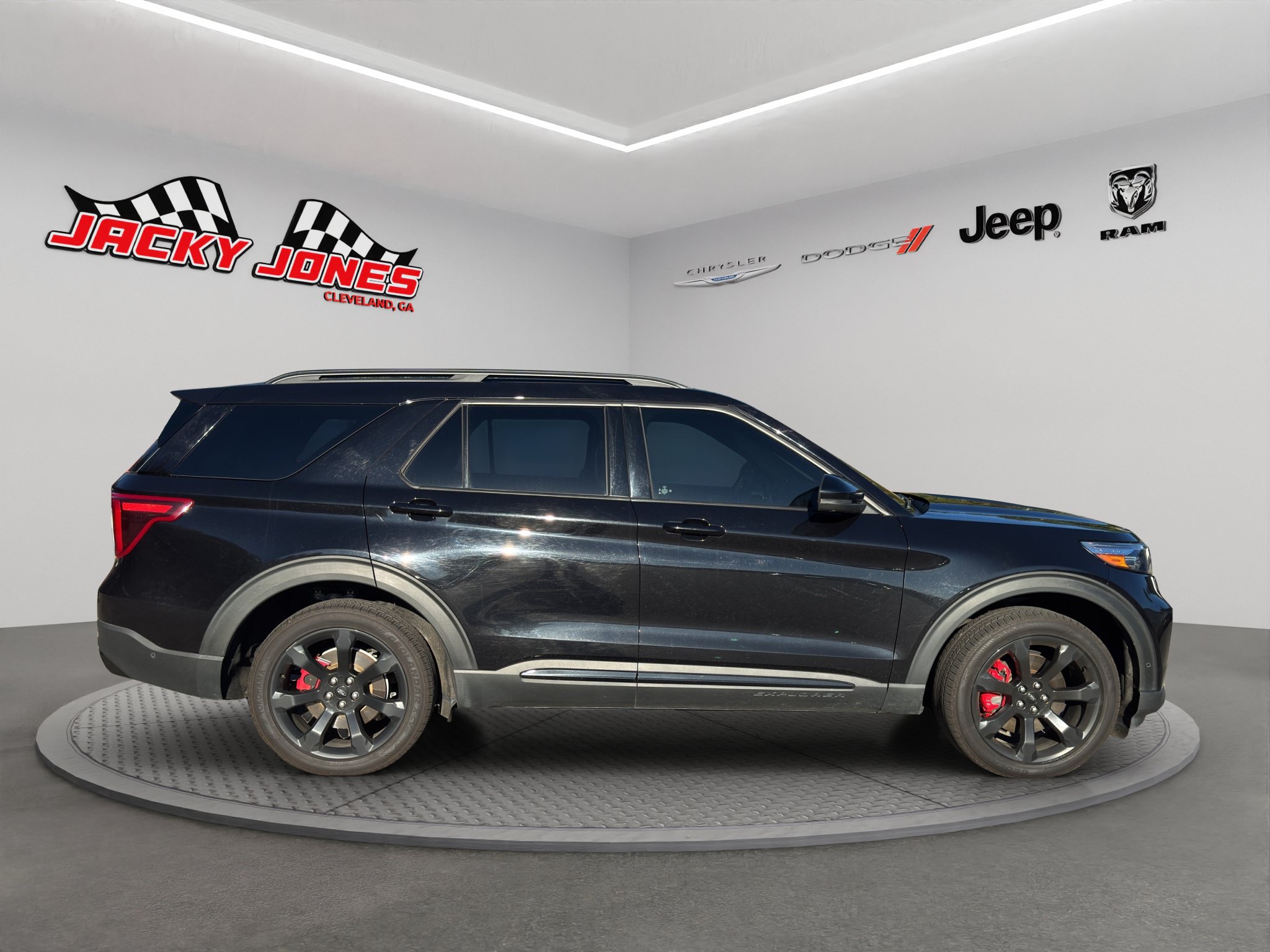Used 2022 Ford Explorer ST w/ Equipment Group 401A AWD/4WD image 9