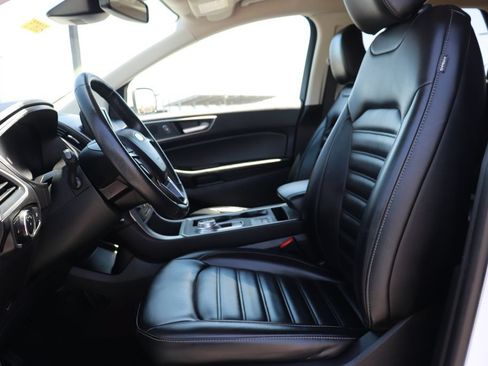 Used 2024 Ford Edge SEL AWD/4WD image 12