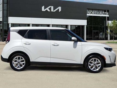 Certified 2024 Kia Soul LX w/ Option Group 015 FWD image 6