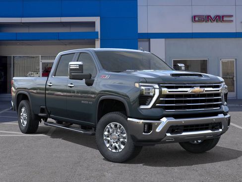 New 2026 Chevrolet Silverado 3500 LTZ w/ LTZ Convenience Package image 39