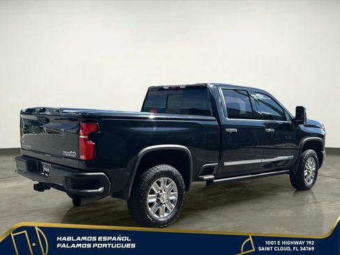 Certified 2024 Chevrolet Silverado 2500 High Country w/ High Country Premium Package AWD/4WD image 6