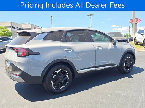 New 2026 Kia Sportage EX FWD image 3