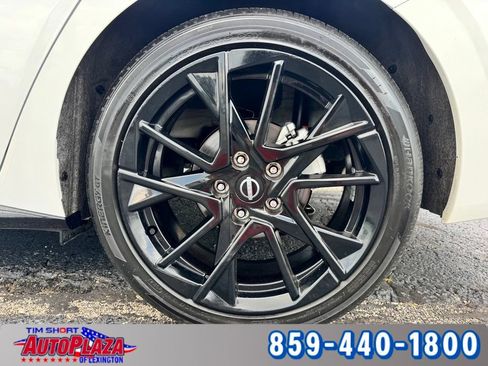 Used 2025 Nissan Sentra SR w/ Midnight Edition FWD image 23