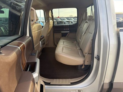 Used 2018 Ford F150 Lariat image 24