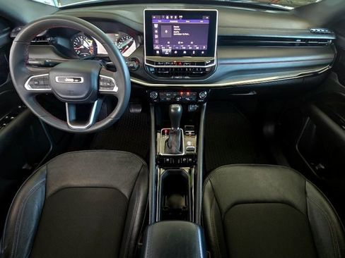 Certified 2024 Jeep Compass Trailhawk image 9