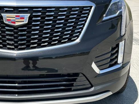 New 2025 Cadillac XT5 Premium Luxury image 5