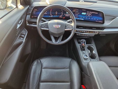Used 2024 Cadillac XT4 Premium Luxury w/ Technology Package FWD image 9