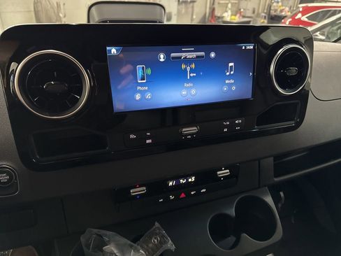 Used 2026 Mercedes-Benz Sprinter 2500 image 27