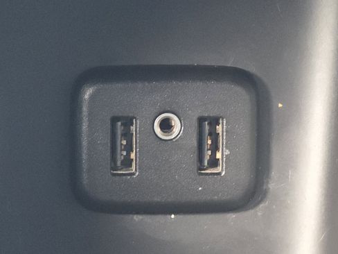 Used 2019 GMC Acadia SLE image 5