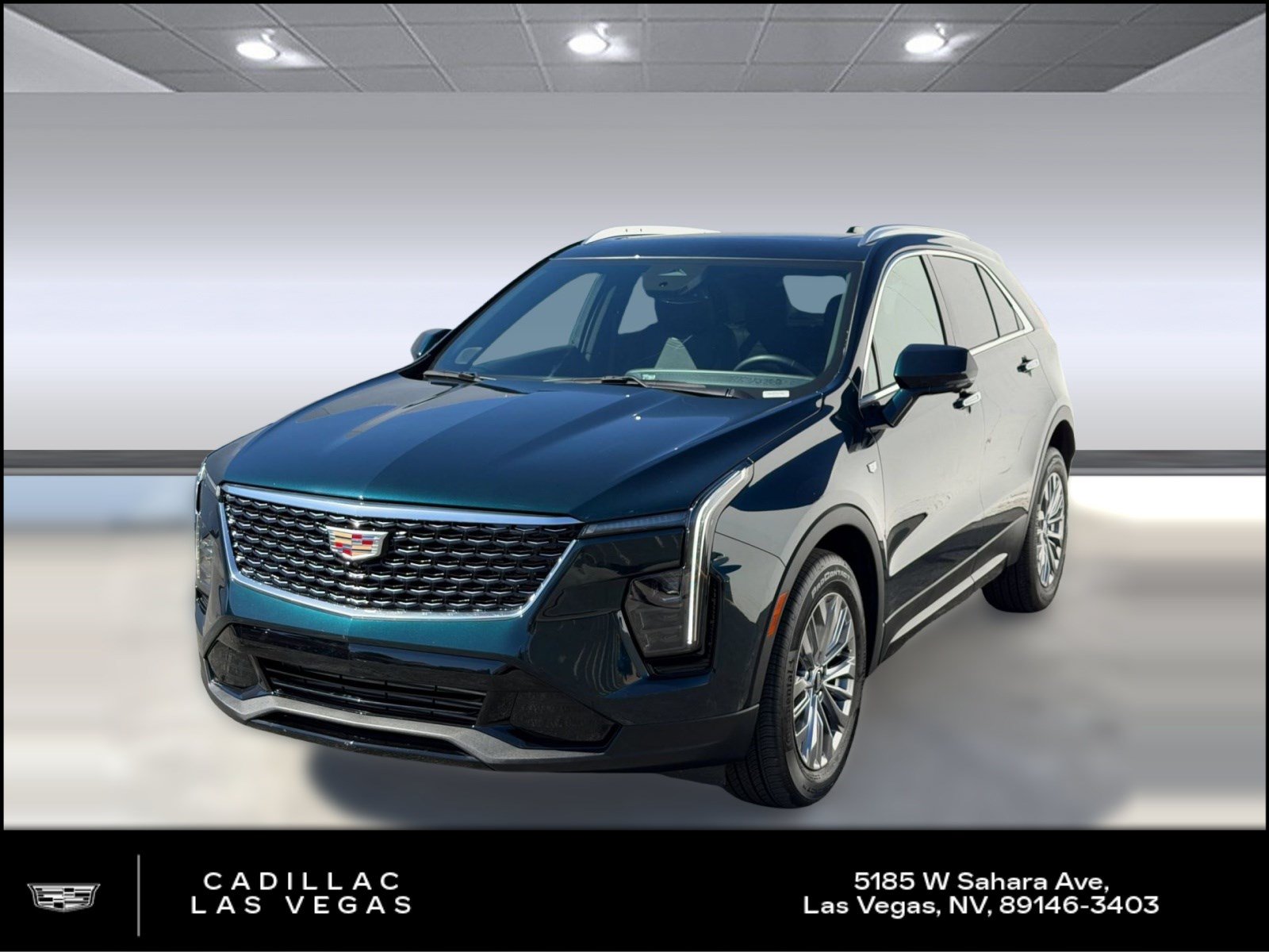 Used 2025 Cadillac XT4 Premium Luxury FWD image 1