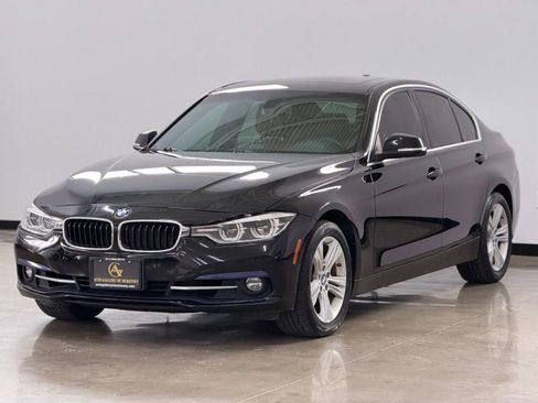 Used 2017 BMW 330i xDrive Sedan image 3