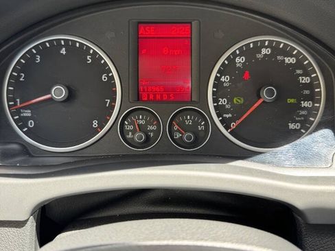 Used 2009 Volkswagen Tiguan S FWD image 24