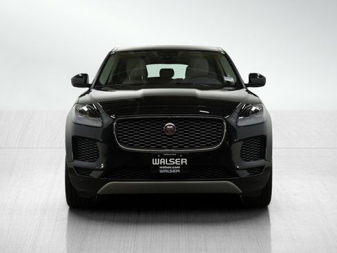 Used 2019 Jaguar E-PACE S image 9