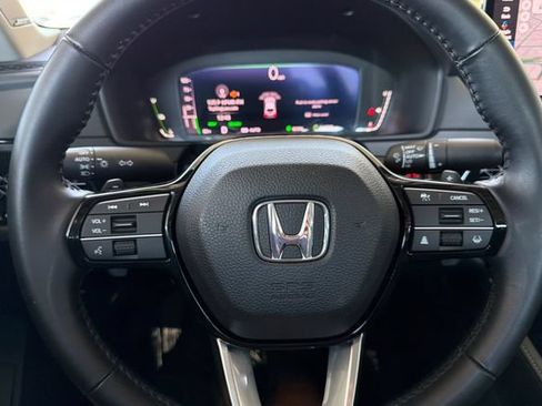 Used 2023 Honda Accord Touring image 29