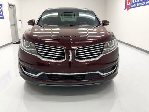 Used 2017 Lincoln MKX Select w/ Select Plus Package image 3
