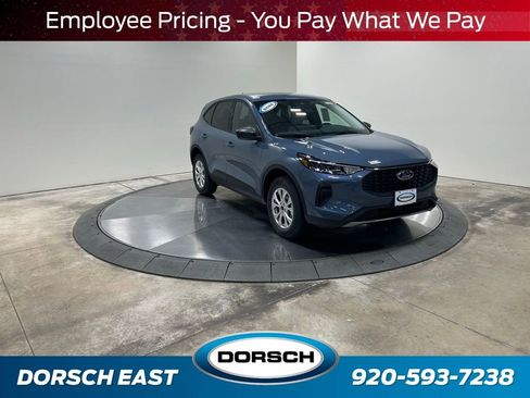 New 2026 Ford Escape Active w/ Tech Pack #1 AWD/4WD image 3