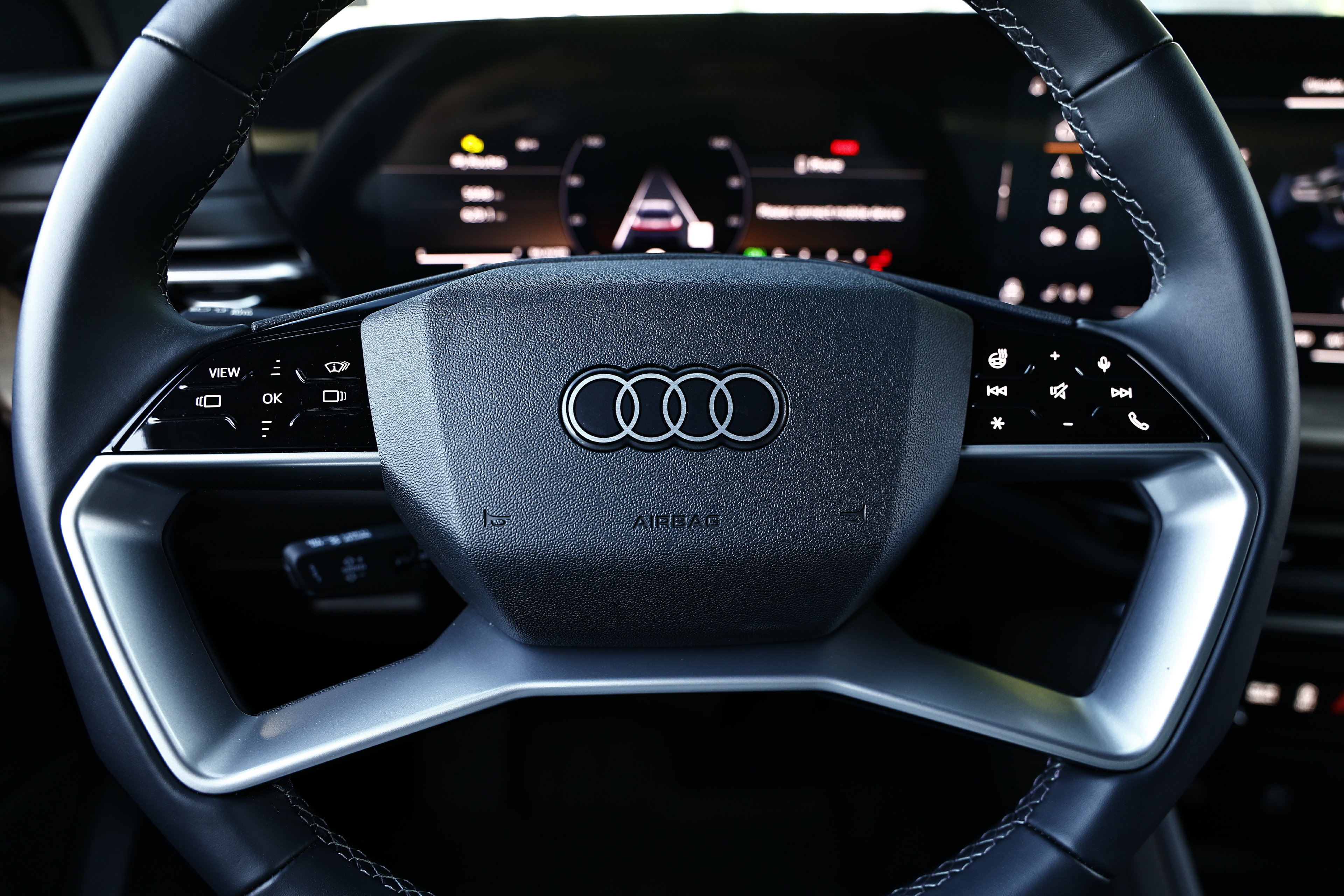 Certified 2025 Audi Q5 Premium Plus w/ Premium Plus AWD/4WD image 30
