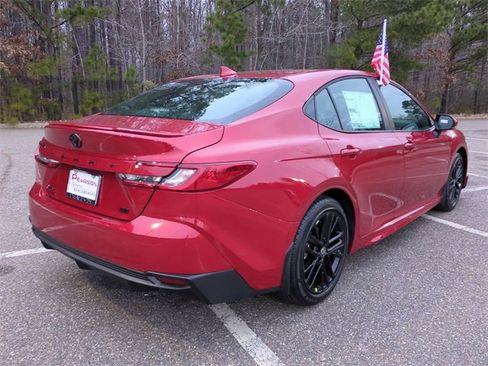 New 2026 Toyota Camry SE image 4